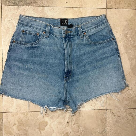 BDG Girlfriend High Rise Denim Shorts Size 31 - Picture 1 of 2